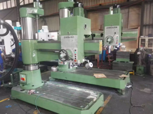 Perceuse radiale verticale CNC à alimentation automatique Perceuse automatique hydraulique CNC Nouvelle condition mécanique - Product Image 2