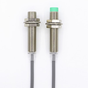 TRD12-8DN2 NPN loại điện dung Cảm biến tiệm cận IP67 quy nạp cho vị trí Phát hiện khoảng cách chuyển đổi - Product Image 1