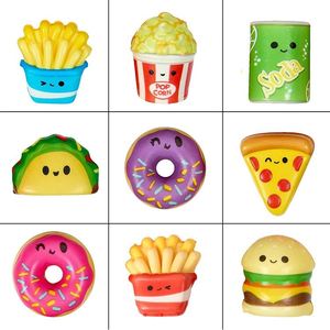 Jouet anti-stress mignon en forme d'aliments de dessin animé 2026, en mousse PU à compression lente, pour soulager le stress des enfants de 5 à 7 ans - Product Image 3
