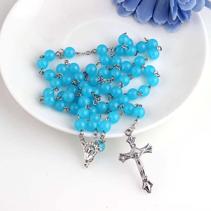 Y201 Großhandel Colliers Vergoldete 6/8mm leuchtende Rosenkranz Perlen Kreuz Anhänger Halskette für Frauen Männer Modeschmuck Halsketten - Product Image 6
