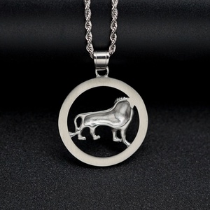 Collier Pendentif Homme Lion Doré Style Hip Hop Punk Cool et Original – Vente en Gros - Product Image 4