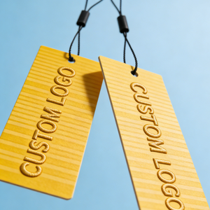 Étiquettes de vêtements en papier écologique de luxe en gros, logo personnalisé imprimé, étiquettes de vêtements pour vêtements, chaussures, sacs - Product Image 2