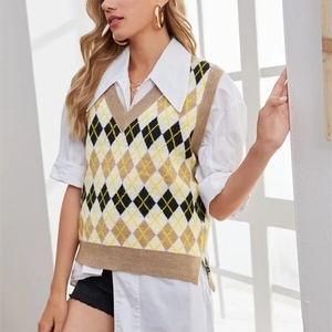 Wholesale High Quality Custom Cotton V Neck Sleeveless Knitted Women <strong>Argyle</strong> Vest <strong>Sweater</strong> - Product Image 5