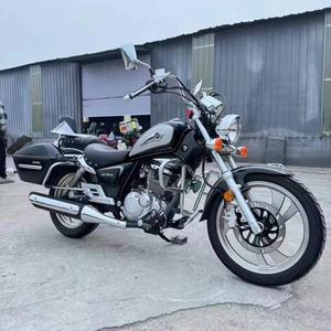 Motocicleta Suzuki Yuku 150 de Segunda Mano, Estilo Deportivo, con Motor de Gasolina - Product Image 2