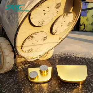 Bloque de desbaste trapezoidal de diamante de doble botón, aglomerado medio, grano 30, Lavina <span class=keywords><strong>EDCO</strong></span>, segmento de zapatas de desbaste para suelos de hormigón y terrazo - Product Image 1