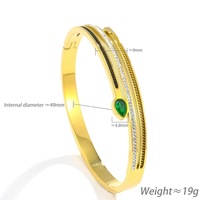 Bracelet avec boucle à ressort multicouche en diamant 18 carats Bracelet tête de serpent incrusté de zircons Bracelet en acier inoxydable à trois couches