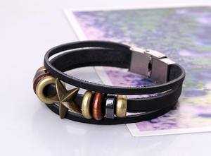 Brazalete Punk de Cuero Vacuno para Hombre y Mujer, Brazalete con Remaches y Estrellas Antiguas, Brazalete de Cuero Genuino con Pentagrama - Product Image 4