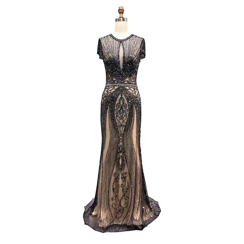 فستان سهرة طويل مصنوع يدويًا من الخرز عالي الجودة باللون الأسود