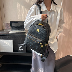 <span class=keywords><strong>Sac</strong></span> <span class=keywords><strong>à</strong></span> <span class=keywords><strong>Dos</strong></span> <span class=keywords><strong>Femme</strong></span> Luxe Vintage Marron en Cuir PVC pour Dames, Élégant et de Haute Qualité, Idéal pour le Voyage et Usage Quotidien - Product Image 3