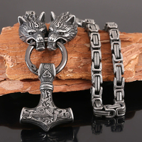 2022 Antique argent Punk acier inoxydable chaîne byzantine collier vente directe d'usine hommes Viking loup pendentif mode collier