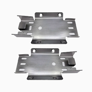Soporte de Abrazadera para Tubería de Metal Negro para Instalación de Plomería y HVAC - Product Image 6