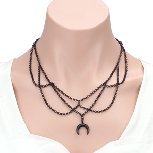 Collar de Luna en Capas de Aleación de Zinc, Cadena Múltiple, Joyería Gótica Hip Hop Unisex, Diseño Geométrico con Patrón de Cruz, Origen Yiwu - Product Image 2