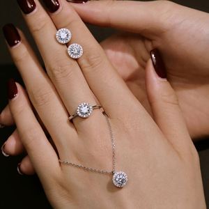 Bague d'éternité Dylam au design classique, argent sterling 925 plaqué rhodium, cercle de 0,75 carat, zircone cubique de qualité 5A, bagues de mariage - Product Image 2