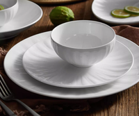 24 Pcs Vaisselle En Stock Style Européen Nouvelle Vaisselle En Porcelaine Osseuse Ensemble D'assiettes Créatives Vaisselle