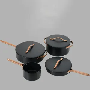 International Explosion Aluminum Flatware Cookware Set Factory Customized Nonstick Cookware Sets Black Gold Milk Pot Frying Pan