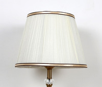 Guangdong Restaurant moderne de luxe Led Home Decor étude de chevet salle à manger cristal minimaliste étude chambre lampe de Table de chevet