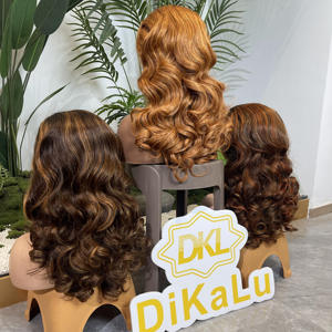 Perruques en cheveux humains colorées à 250 % de densité, pré-épilées, en cheveux vierges, ondulées <span class=keywords><strong>rose</strong></span>, vente en gros, perruques frontales en dentelle transparente 13x4 - Product Image 1