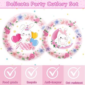 Kit Decorazioni per Festa di Compleanno a Tema Coniglietto Pasquale con Striscione, Decorazioni a Spirale, Palloncini, Topper per Cupcake, Piatti, Bicchieri e Cucchiai - Product Image 3