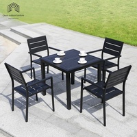 Ensemble table et chaises en métal contemporain, durable, imperméable, pour extérieur, avec plateau carré, vente en gros d'usine, fabricant et fournisseur sur mesure