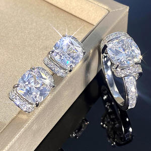 Boucles d'oreilles Mbletojum en diamant platine, taille coussin, couleur D naturelle, certifiées, pour femme, classiques, pour fiançailles, taille 10 - Product Image 3