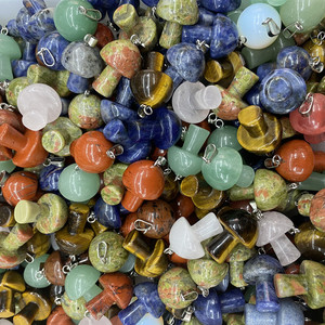 Colgante de cuarzo con forma de seta y piedra natural para hombre y mujer, collar con piedras preciosas, venta al por mayor - Product Image 6