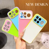 Coque de téléphone brillante à blocs de couleur tendance avec support magnétique rotatif pour Samsung Galaxy S26 Ultra S25 Plus S24
