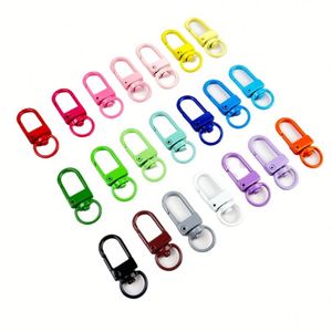 Porte-clés crochet de porte en métal personnalisé, peint et coloré - Mousqueton à ressort pour accessoires et breloques de bricolage - Product Image 1