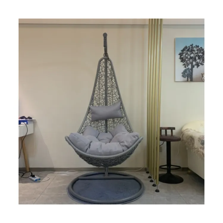 Professional supplier indoor moon shape hanging chairs rattan wicker swing chair