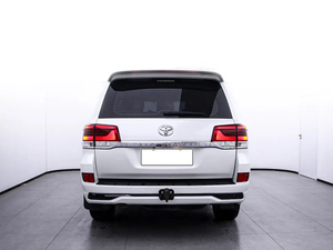 Toyota <span class=keywords><strong>Land</strong></span> <span class=keywords><strong>Cruiser</strong></span> Usado del Año 2023 <span class=keywords><strong>de</strong></span> <span class=keywords><strong>Segunda</strong></span> <span class=keywords><strong>Mano</strong></span> en Dubái en Venta Caliente - Product Image 5