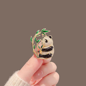 Broche de mariposa de gama alta para mujer, venta al por mayor, joyería de perlas de gama alta, chapado en Pin para fijar ropa, traje para niños - Product Image 4