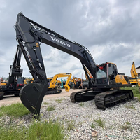 Excavatrice sur chenilles hydraulique d'occasion VOLVO EC300 de 30 tonnes, robuste, avec accessoires gratuits pour la construction