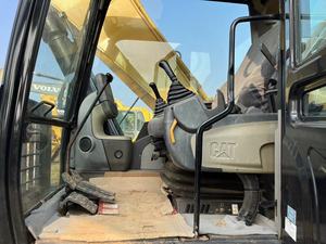 Excavatrice sur chenilles hydraulique d'occasion Caterpillar CAT326 de 26 tonnes, exportée du Japon, avec godet disponible et garantie, accessoire de râteau - Product Image 5