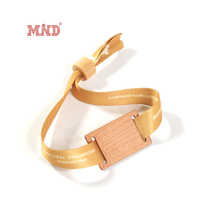 Bracelet écologique 13.56MHZ personnalisé carte en bois fermoir en bambou tissu tissé bracelet RFID pour les événements
