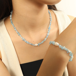 Collar de cuentas de piedra natural con forma irregular y acento de perlas, cadena para clavícula, joyería de regalo - Product Image 4