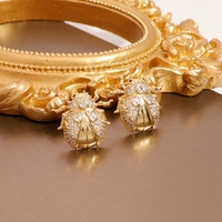 Pendientes Minimalistas de Zirconia con Diseño de Escarabajo, Joyería de Aleación de Cobre, Chapados en Oro, Hipoalergénicos