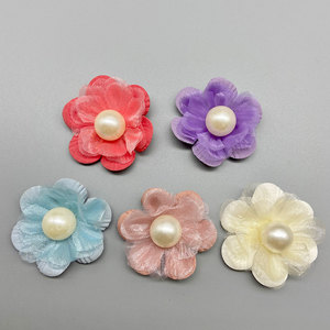 Pinzas para el Cabello con Flores de Perlas Hechas a Mano, Material de Gasa, Accesorios para el Cabello de Uso Diario - Product Image 3