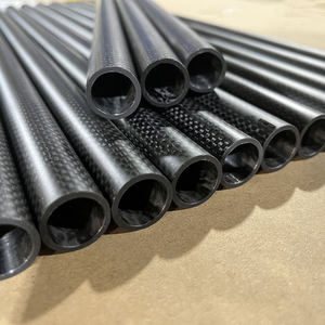 Tubo de Fibra de Carbono Negro Retorcido, Espesor de 1mm-10mm, Acabado Brillante/Mate, Piezas Industriales para Exteriores - Product Image 1