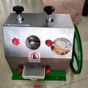 Presse-canne à sucre manuelle en promotion – Petite machine à jus de canne à sucre - Product Image 1