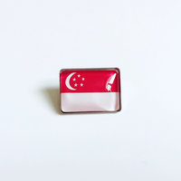 Épinglette en émail personnalisée avec le drapeau national de Singapour pour souvenir de voyage en Asie du Sud-Est, compétition sportive, club scolaire et cadeau de fête