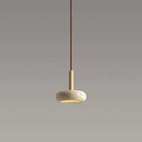 Lampe suspendue LED en travertin Wabi Sabi pour îlot de cuisine, salle à manger et décoration de restaurant, lampe suspendue de chevet en pierre de grotte jaune