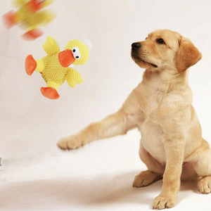 Juguete de peluche para perros, pato chirriante, masticable y duradero para cachorros y perros - Product Image 3