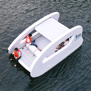 Nuevo Catamarán Inflable Sostenible de Dos Pisos para Recreación Acuática - Product Image 2