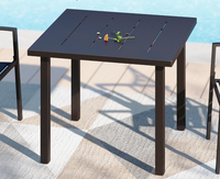 Table de patio extérieure pour 4 personnes, table à manger en fer forgé à lattes avec trou pour parasol, mobilier extérieur en métal minimaliste
