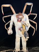 Monstre animatronique pneumatique SPECTERCRAFT pour maison hantée, salle d'évasion, parc à thème - Créature enfant-mangeur
