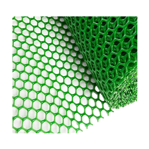 Filet plat tricoté en plastique HDPE vert Yuking Hebei pour clôture de poulailler, service de découpe, couleurs et dimensions personnalisables, 2m*30m - Product Image 1