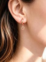 Boucles d'oreilles créoles en acier inoxydable avec pendentif patte de chien, non ternissantes, hypoallergéniques, tendance