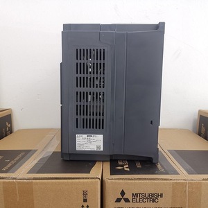 อินเวอร์เตอร์มิตซูบิชิ รุ่น FR-F840-00930-2-60 85A 45กิโลวัตต์ ควบคุมแบบเวกเตอร์ สำหรับยานยนต์ไฟฟ้า - Product Image 1