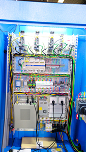 Machine de découpe <span class=keywords><strong>laser</strong></span> à fibre CNC automatique 3000W haute qualité bonne dérivée pour la vente de marque Hiwin en tôle de carbone en acier inoxydable - Product Image 3