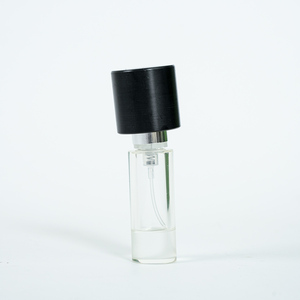 Outil de sertissage manuel facile à utiliser pour flacons de parfum en plastique, verre et métal – Capsuleur manuel écologique, économe en énergie et portable - Product Image 3