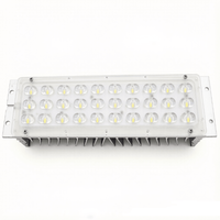 Module d'éclairage LED 30W 30-en-1 avec dissipateur thermique et lentille à angle de faisceau de 87x134 degrés pour éclairage de tunnels autoroutiers et de grandes surfaces